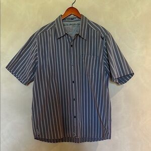 Quicksilver Men's Short Sleeve  Gray Striped Shirt size XL